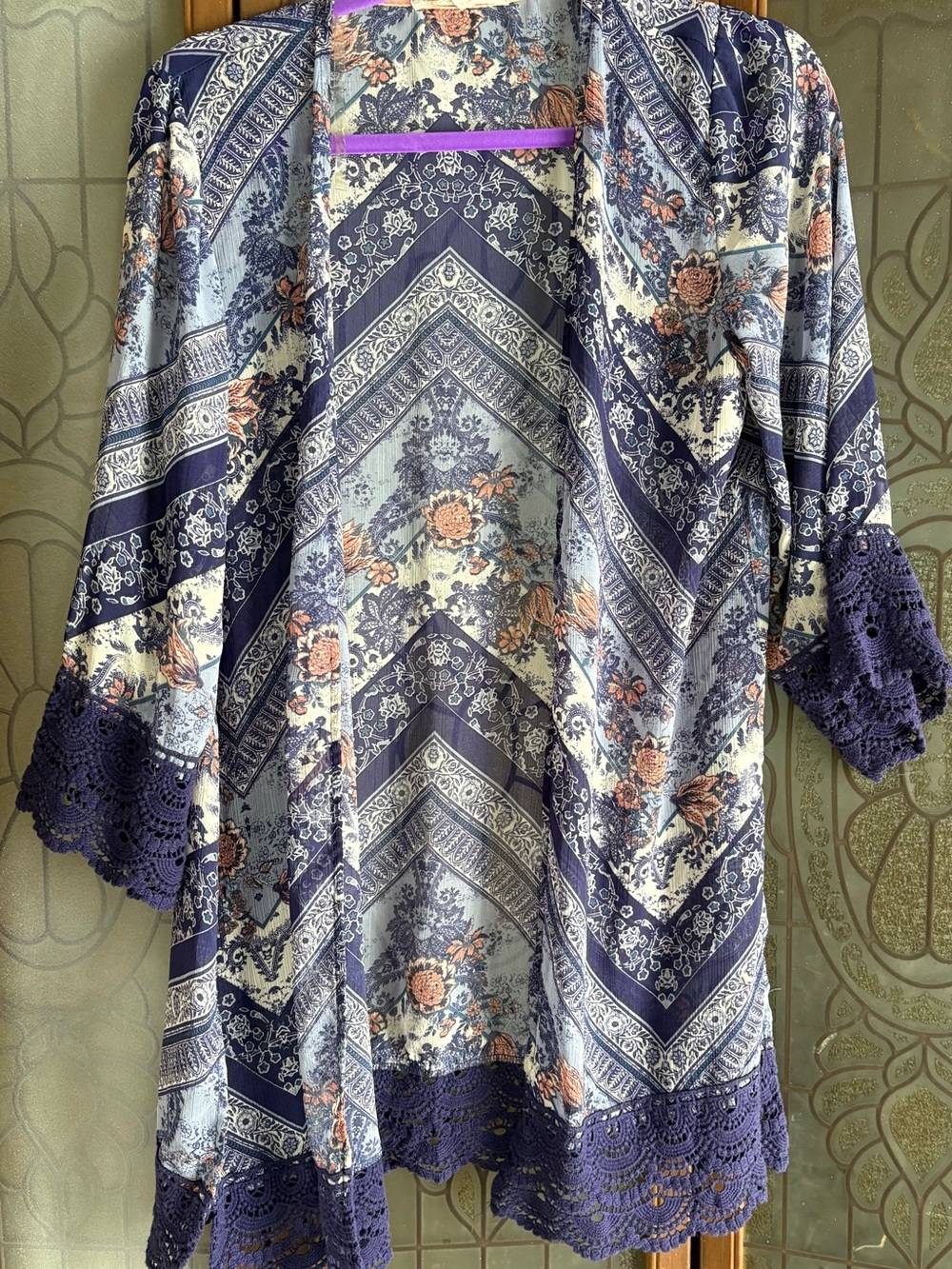 Rewind Navy & Peach Floral Crochet-Trim Kimono Cardigan